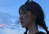 最新蓝色系女生头像,蓝色系女生头像，尽显清新与高级感”
